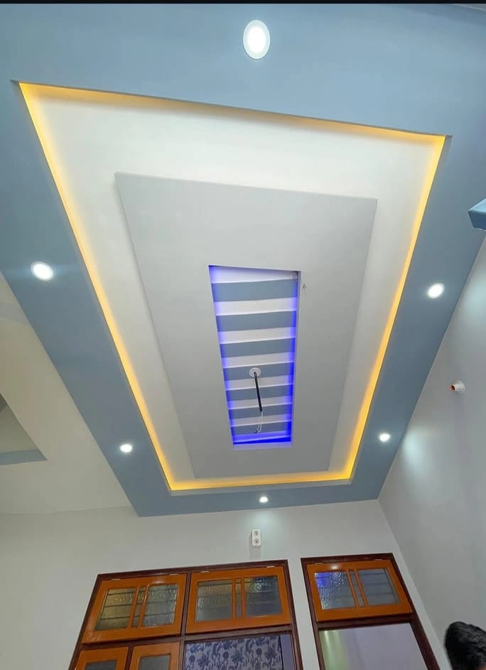 Modern LED false ceiling design in Shaheed Path Lucknow