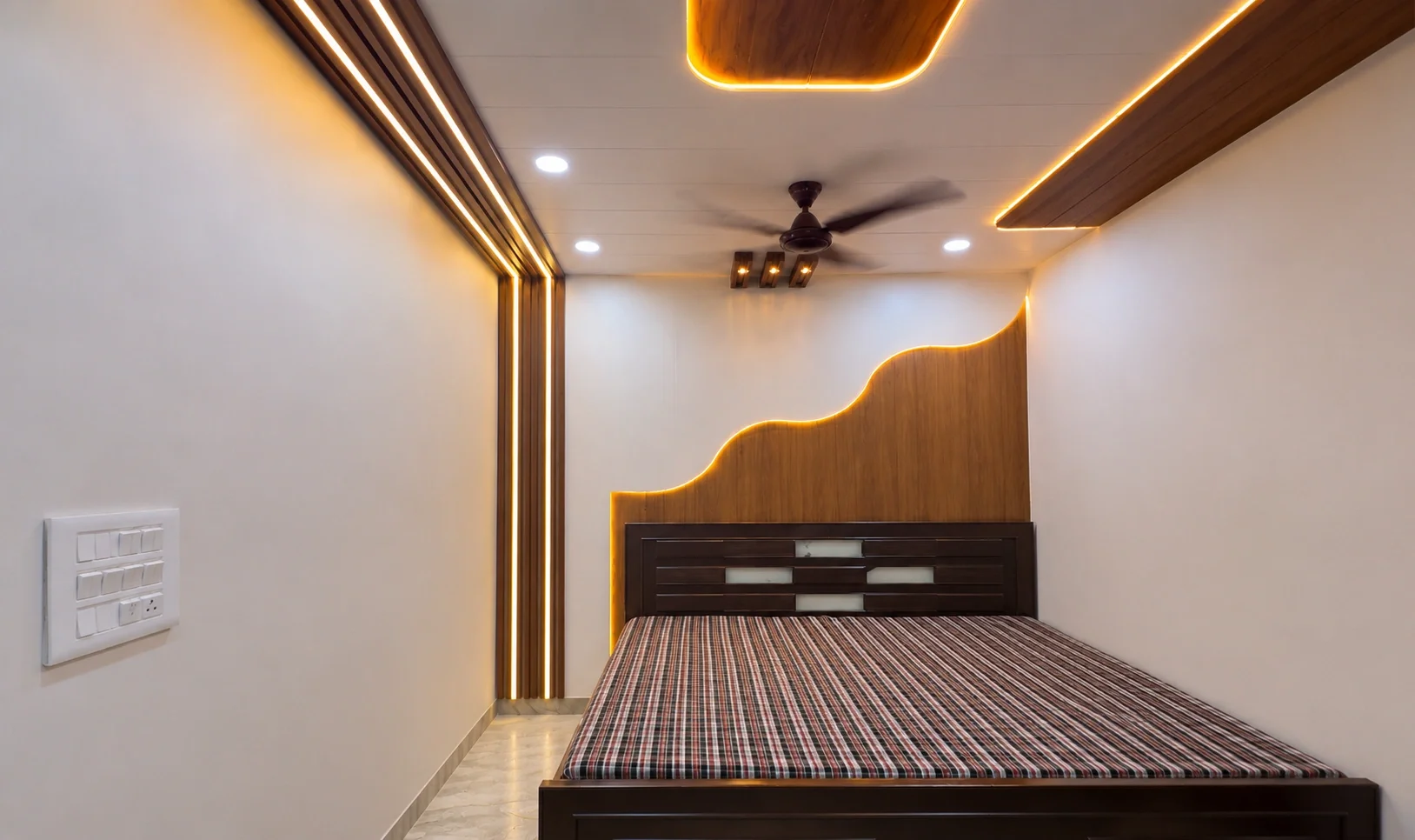 Ceiling after false ceiling pop work in Shaheed Path Lucknow