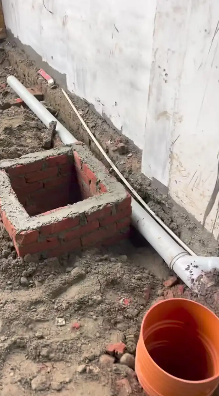 Drainage and sewage pipeline work in Lucknow residential project