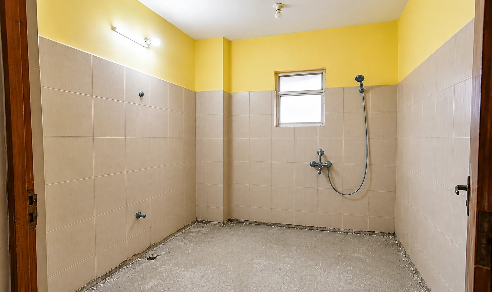  Bathroom before tiles flooring  work in Shaheed Path Lucknow